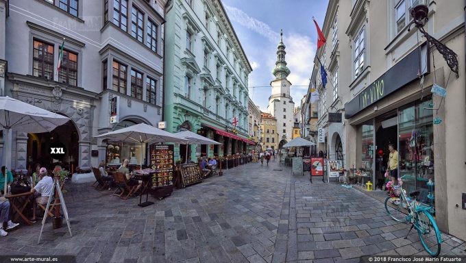 I6994515. Michael's Street, Gate and tower. Bratislava (Slovakia)