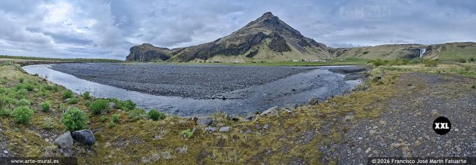 QF6729808. Skógá Rive and Skógafoss waterfall surroundings, South Region (Iceland)