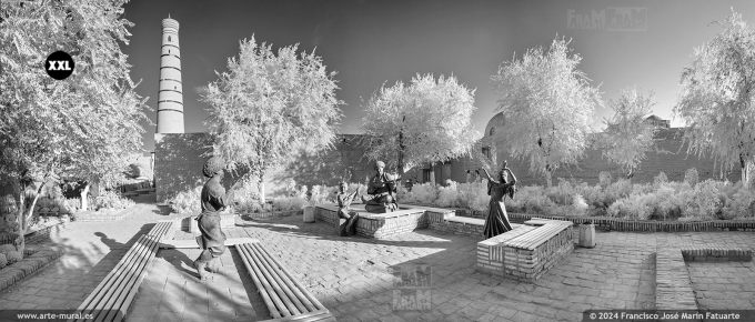 OS260905. Musician sculptures in Khiva old town. Uzbekistan