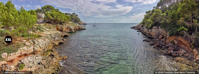 K8577415 Mouth of the torrents Algendar and Algendaret in Cala Galdana, Menorca (SPAIN)