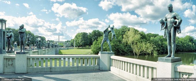 7N624906. Frogner Park