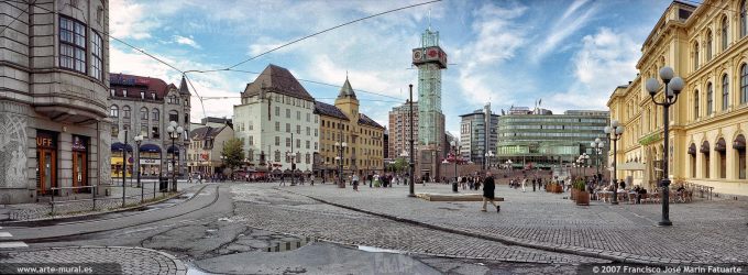 7N625904. Jernbanetorget square in Oslo, Norway