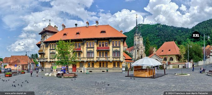 OF4425903. Piața Unirii in Brașov, Romania