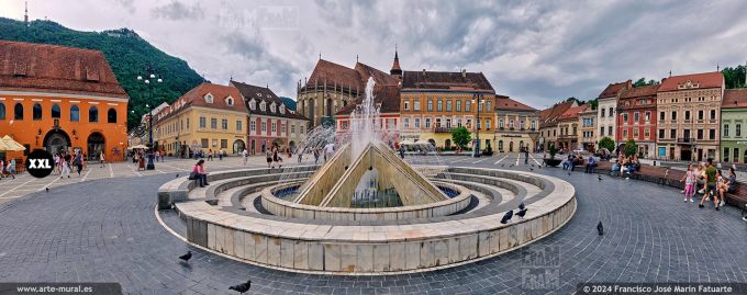 OF4444805. Piața Sfatului in Brașov, Romania