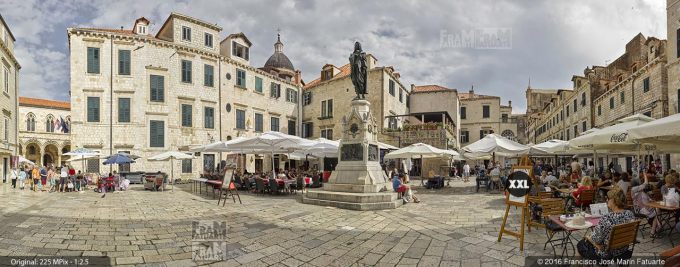 G3700907. Gundulic Square. Dubrovnik (Croatia)