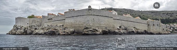 G3885902. G3885902 Walls of Dubrovnik from the sea (Croacia)